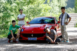 2012款法拉利FF深度试驾实拍