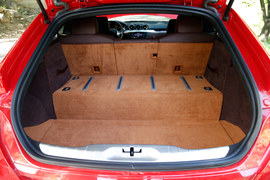 2012款法拉利FF深度试驾实拍