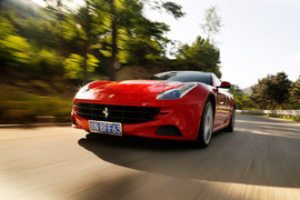 2012款法拉利FF深度试驾实拍