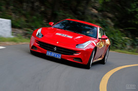 2012款法拉利FF深度试驾实拍