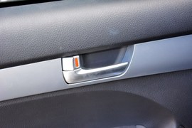 2013款起亚索兰托2.4L汽油四驱至尊版7座