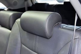 2013款起亚索兰托2.4L汽油四驱至尊版7座