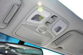 2013款起亚索兰托2.4L汽油四驱至尊版7座