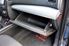 2013款起亚索兰托2.4L汽油四驱至尊版7座