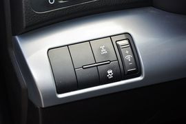 2013款起亚索兰托2.4L汽油四驱至尊版7座