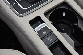 2014款大众高尔夫1.4TSI手自一体豪华型