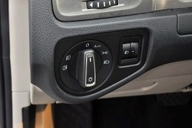 2014款大众高尔夫1.4TSI手自一体豪华型