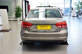 2014款大众帕萨特1.8TSI