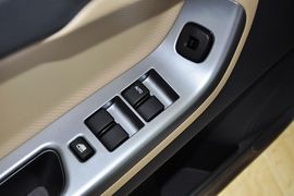 2014款海马福美来M5