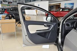 2015款沃尔沃V60
