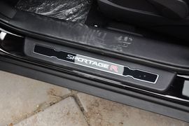 2014款起亚智跑2.0L手动两驱