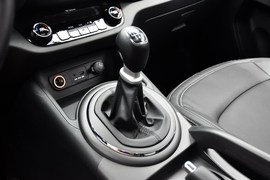 2014款起亚智跑2.0L手动两驱