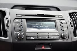 2014款起亚智跑2.0L手动两驱