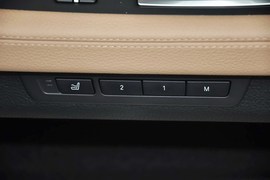 2014款宝马740Li