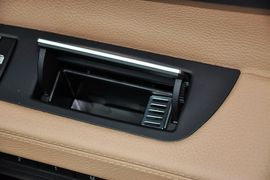 2014款宝马740Li