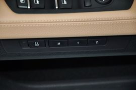 2014款宝马740Li