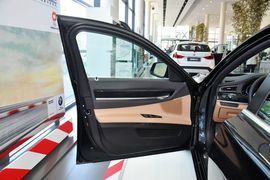2014款宝马740Li