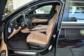2014款宝马740Li
