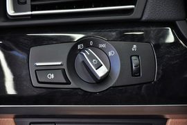 2014款宝马740Li