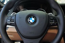 2014款宝马740Li