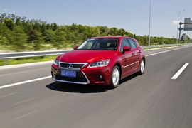 2014款雷克萨斯CT200h领先版试驾实拍组图