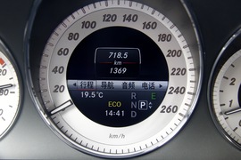 试驾2014款奔驰GLK