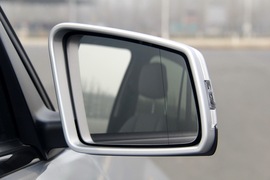 试驾2014款奔驰GLK