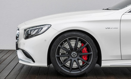 海外试驾奔驰S63