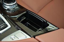 2014款宝马528Li领先型