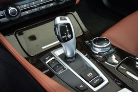2014款宝马528Li领先型