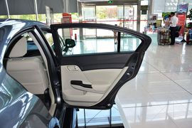 2014款本田思域1.8L自动舒适版