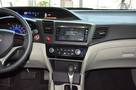 2014款本田思域1.8L自动舒适版
