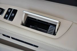 2013款宝马740Li豪华型