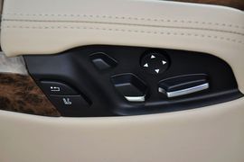 2013款宝马740Li豪华型