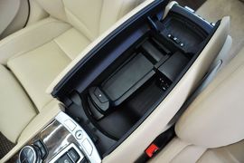 2013款宝马740Li豪华型