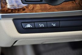 2013款宝马740Li豪华型
