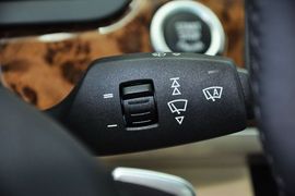 2013款宝马740Li豪华型