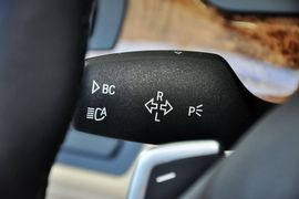 2013款宝马740Li豪华型