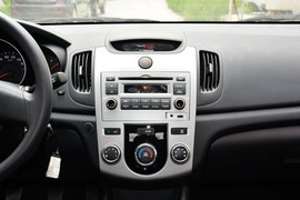 2014款起亚福瑞迪1.6L