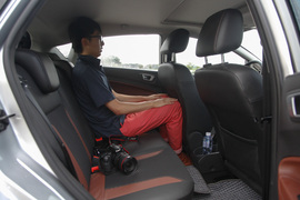 2014款福特嘉年华两厢1.0