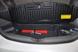 2014款丰田逸致180G豪华多功能版