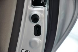 2014款丰田逸致180G豪华多功能版