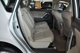 2014款丰田逸致180G豪华多功能版