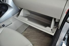 2014款丰田逸致180G豪华多功能版