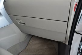 2014款丰田逸致180G豪华多功能版