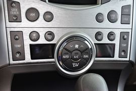 2014款丰田逸致180G豪华多功能版