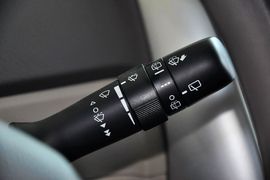 2014款丰田逸致180G豪华多功能版