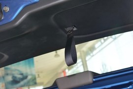 2013款郑州日产帕拉丁2.4L手动豪华型