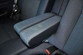 2013款郑州日产帕拉丁2.4L手动豪华型