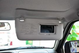 2013款郑州日产帕拉丁2.4L手动豪华型